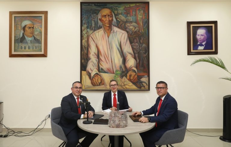 Docentes nicolaitas recibirán pago de lentes, aparatos auditivos, becas y reintegro de cuotas