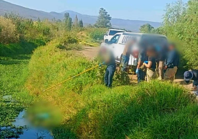 Hallan a hombre ahogado y putrefacto en canal de riego de Chucándiro