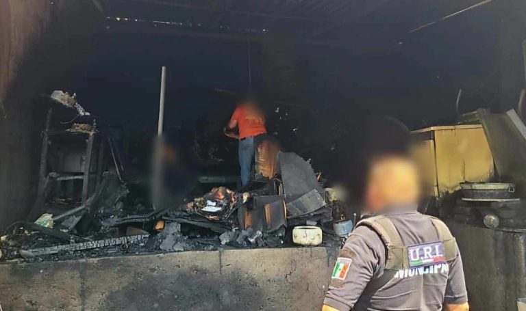 Hombre muere al incendiarse su domicilio, en Purépero