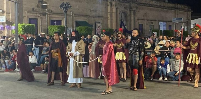 Indaparapeo y Maravatío realizan escenificaciones religiosas de Semana Santa