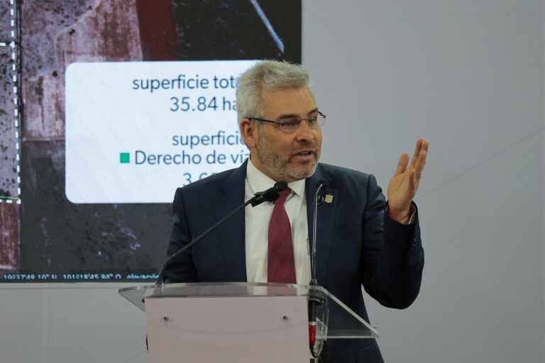 Crimen del joven Carlos Eduardo no tiene que ver con actividad normalista: Bedolla