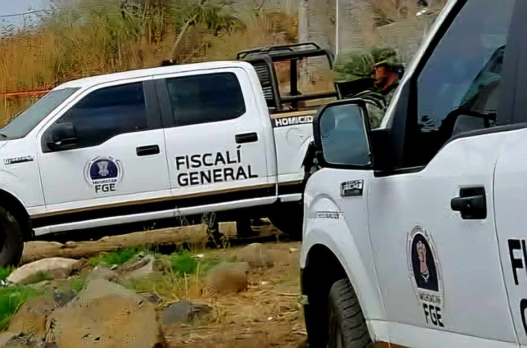 Localizan cadáver de un hombre, en un río al oriente de Uruapan