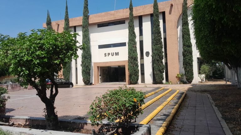 Concede juez del caso amparo provisional al SPUM contra efectos de nueva ley respecto a pensiones