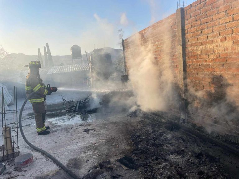 Se registran dos incendios en diferentes domicilios de Morelia