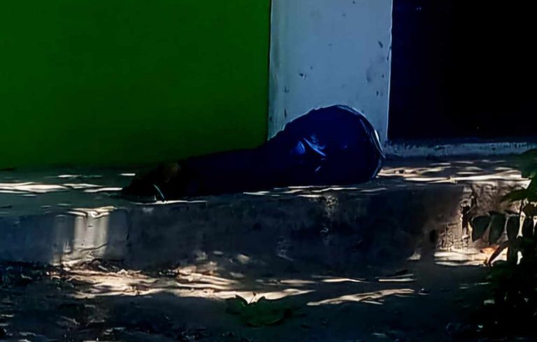 Un muerto y un herido, saldo preliminar de agresión armada en la vía pública de Apatzingán