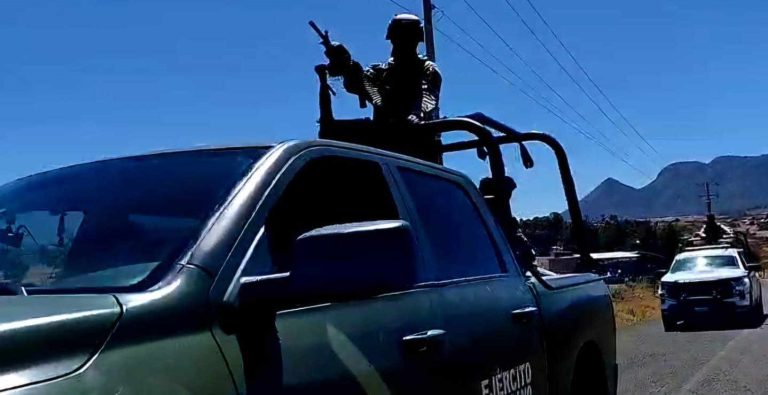 Hallan narcolaboratorio y detienen a presunto delincuente sinaloense