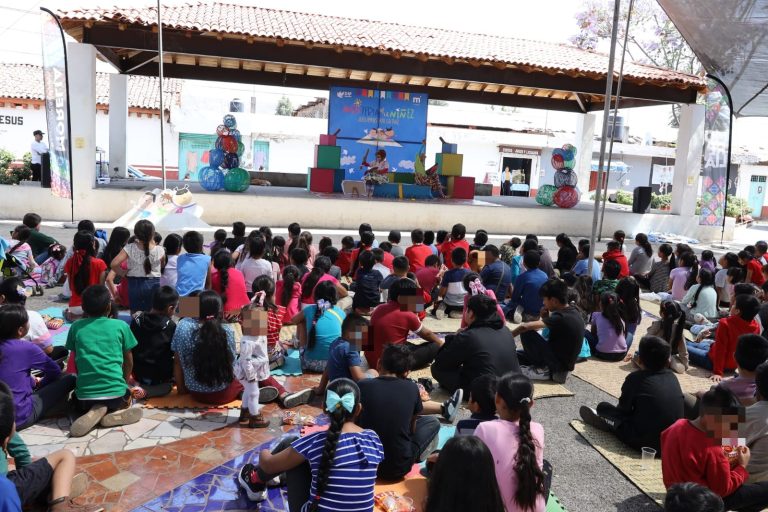 Realizan Feria de la Niñez en Capula y Tacícuaro