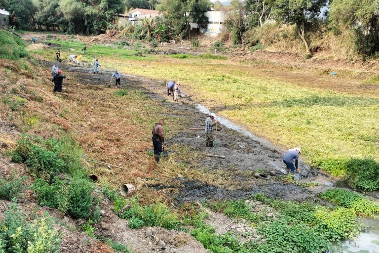 Arranca empleos temporales para rescate del lago de Pátzcuaro