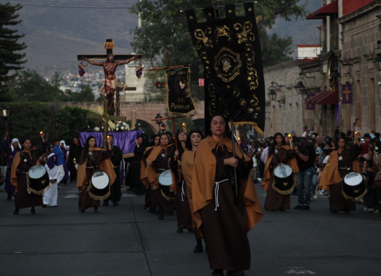 En Procesión del Silencio, pide Arzobispo de Morelia fortalecer la fe y la esperanza