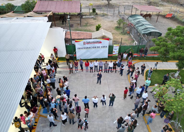 Rescatan unidad deportiva y transforman vialidad en Fraccionamiento Galaxia, en Tarímbaro