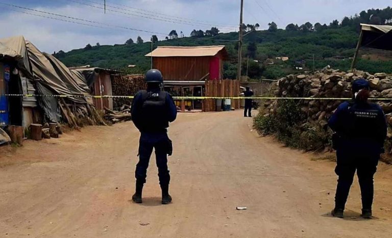 Empistolado balea a un hombre en el municipio de Turicato