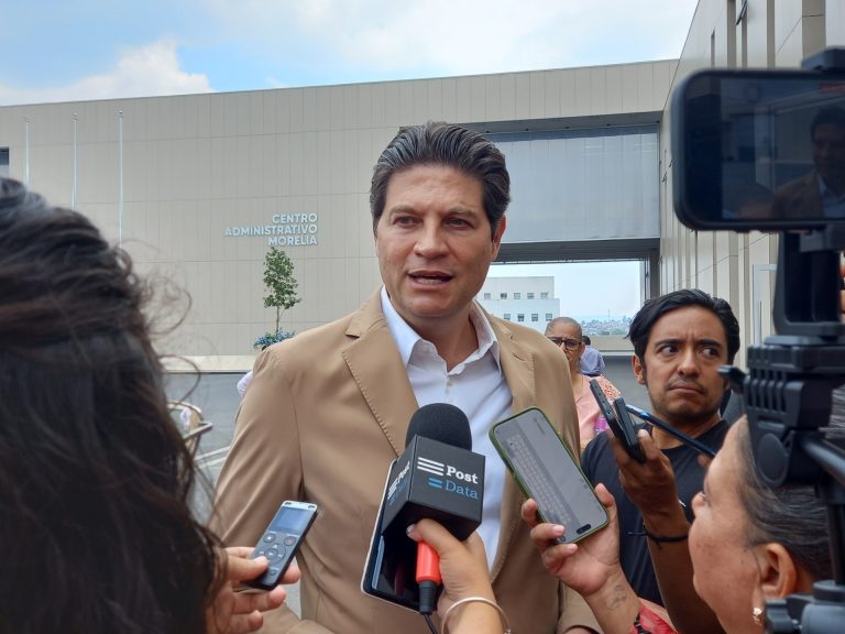 Respalda alcalde iniciativa de Bedolla de prohibir espectáculos que promuevan apología del delito
