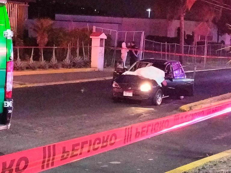 Peatón muere atropellado por auto en la avenida Camelinas de Morelia