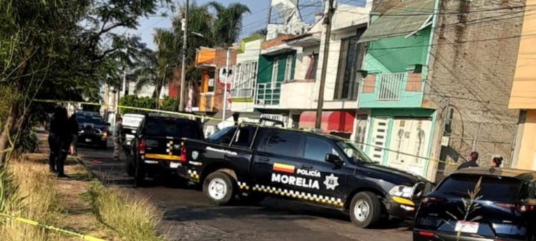 Adulto mayor muere al caer del segundo piso de su casa, en Morelia