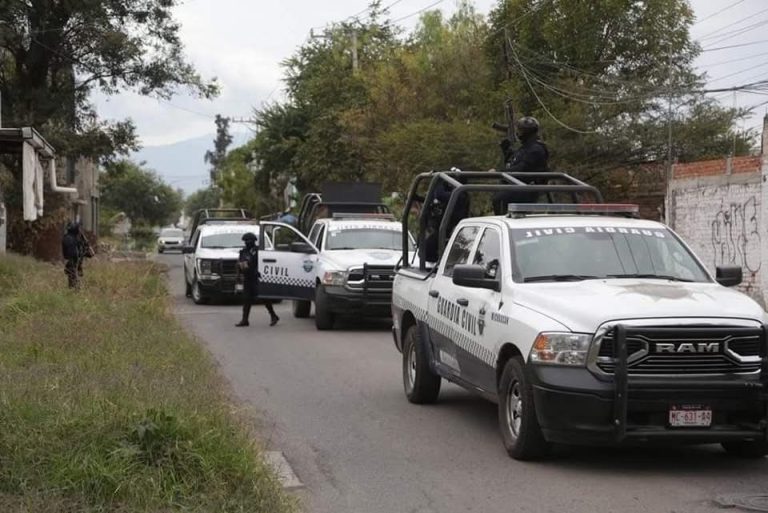 SSP detiene a hombre en portación de tres armas de fuego hechizas