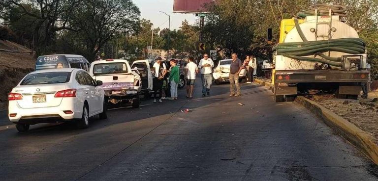 Se registra carambola vehicular en el anillo periférico, al norte de Morelia