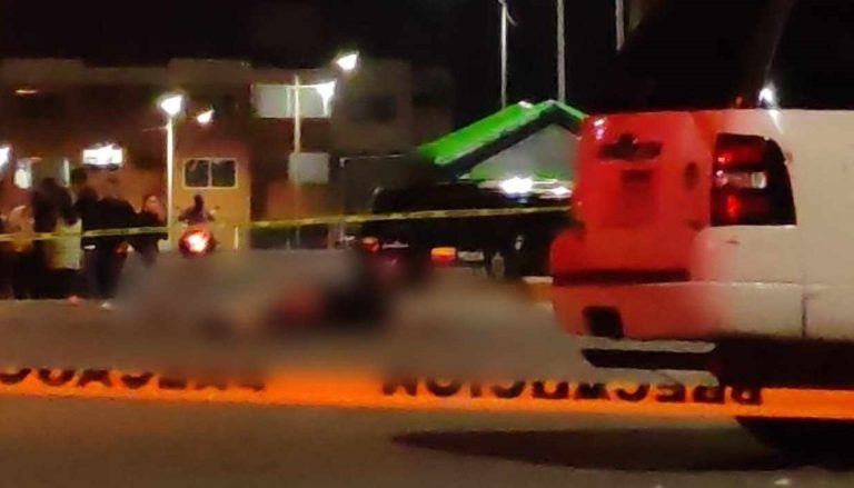 Vehículo atropella a dos mujeres y un bebé en Villas del Pedregal; mueren dos de las víctimas