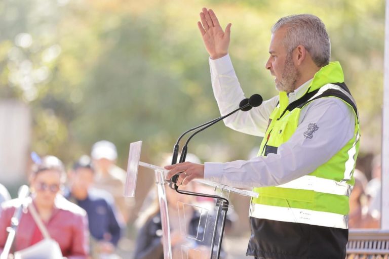 Anuncia Bedolla apertura de 12 km de ampliación a 4 carriles en la autopista Siglo XXI