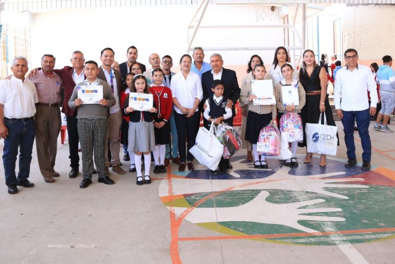 Premian a participantes en el Concurso de Dibujo Infantil de la CEDH