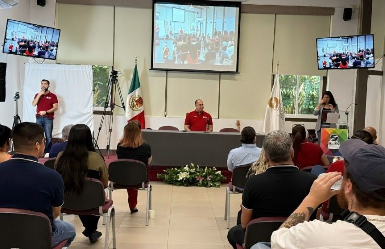 Se capacita personal de la CEDH en Lengua de Señas Mexicana