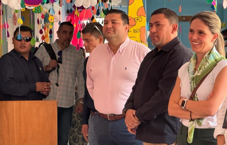 Reconocen calidad de estancias infantiles de penales de Michoacán