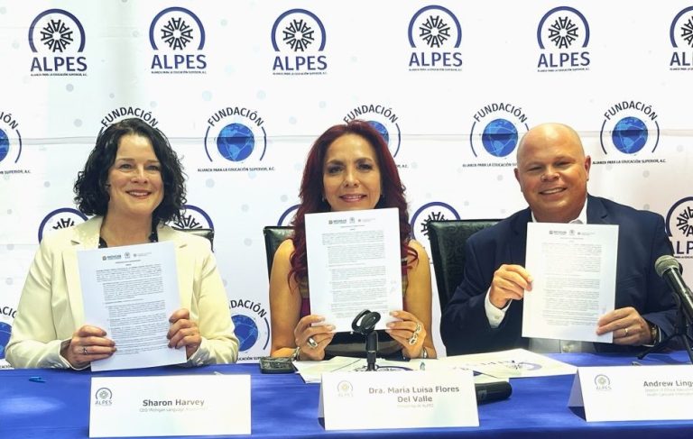 Necesita EU 2 millones de enfermeros para 2030 y los quiere mexicanos