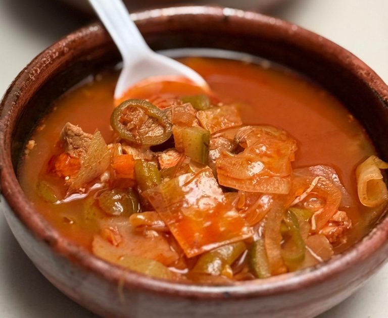 Anuncia Ario de Rosales su tercera edición de la Feria del Mezcal