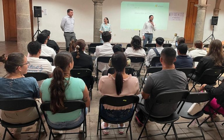 Capacitan a prestadores de servicios de Zamora