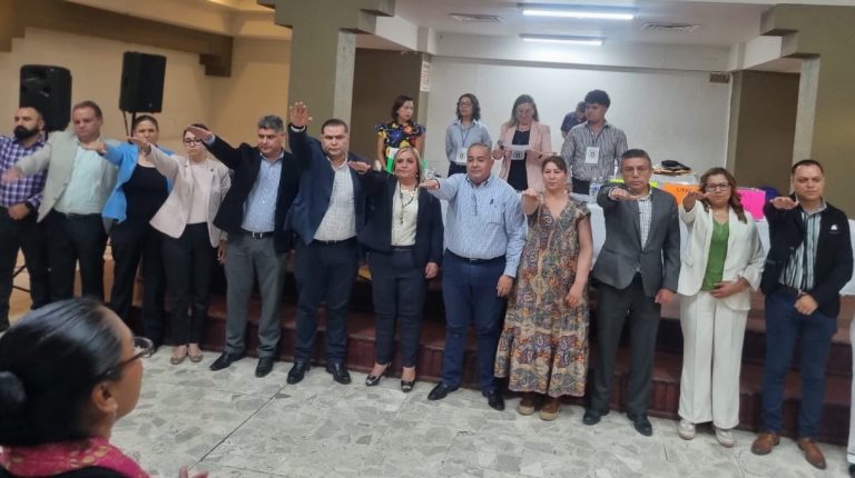 Designan Comité Ejecutivo del Sindicato de Trabajadores al Servicio del Poder Legislativo del Estado para el periodo 2025-2029