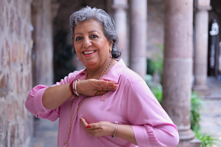 Autoexploración y mastografía, cruciales para detección de cáncer de mama