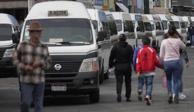 Desmiente Martínez Pasalagua a Bedolla y exige transparencia en el transporte público
