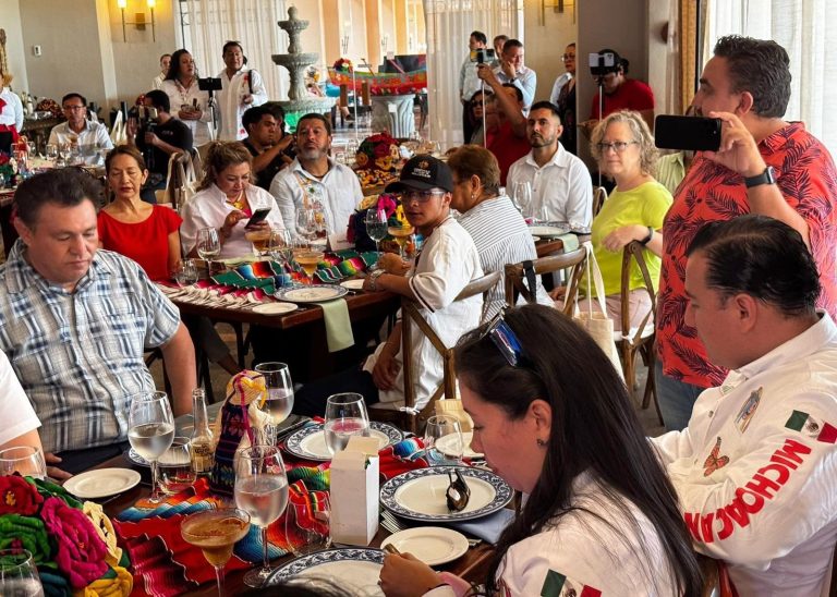 Promociona Michoacán vuelo directo Morelia-Ixtapa