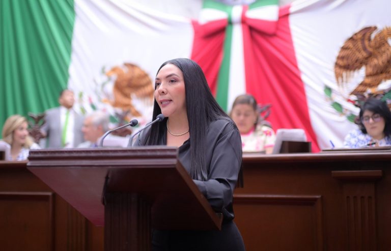 Implementar Programa de Apoyo a Madres con Cáncer gratuito en Michoacán, propone Adriana Campos Huirache