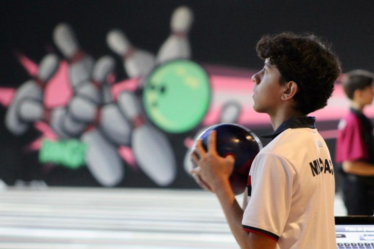 Gana Michoacán oro en boliche en Olimpiada Nacional