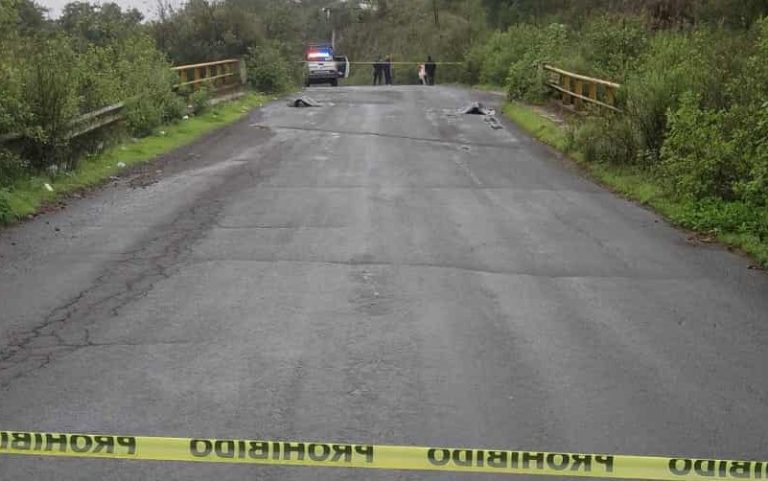 Hallan a dos hombres ejecutados en la carretera Tangancícuaro-Patámban
