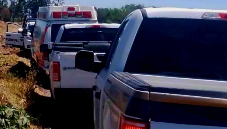 Hallan cadáver torturado, encobijado y maniatado en brecha de Tingüindín