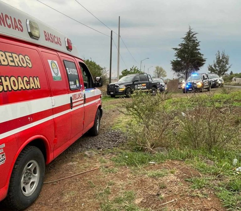 Hombre sufre rozón de bala al ser atacado en la carretera Morelia-Quiroga