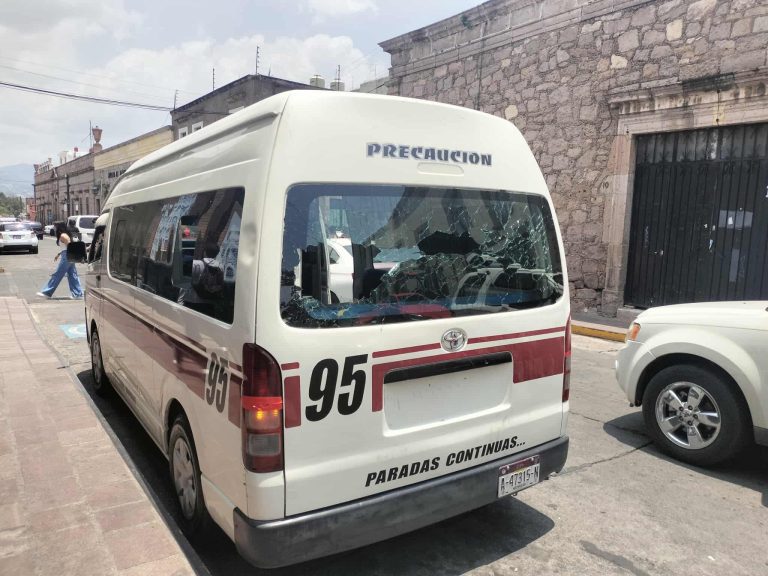 Reporte sobre disparos contra combi en el Centro Histórico de Morelia moviliza a la Policía 