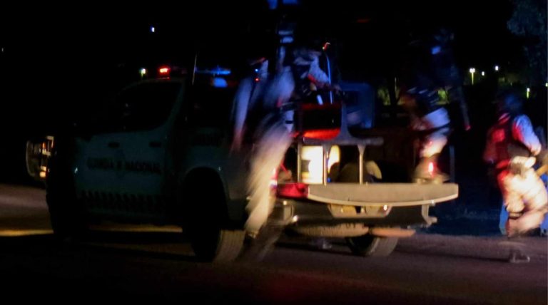 Noche de fuertes balaceras entre delincuentes en La Ruana; no hay reporte de fallecidos