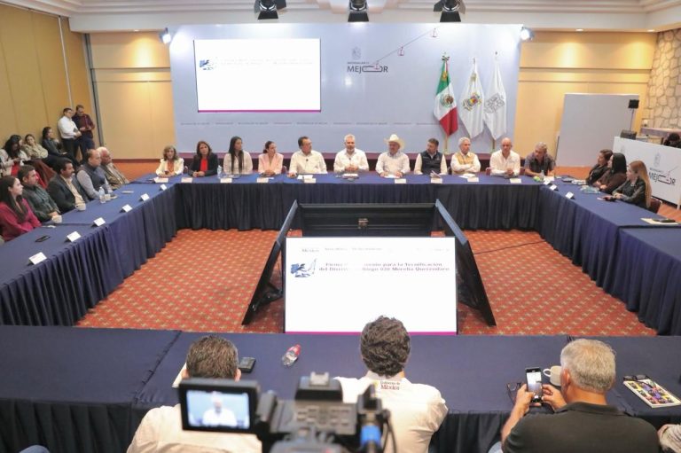 Firma gobernador convenio para la tecnificación del distrito de riego 020 Morelia-Queréndaro