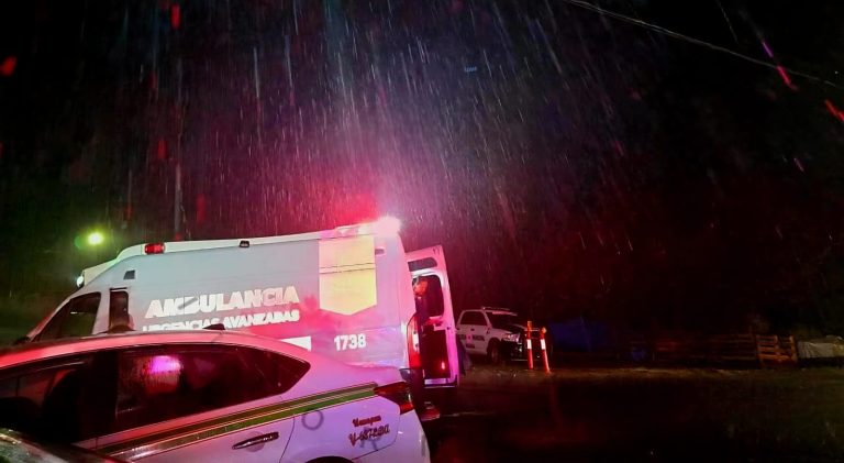 Taxista es baleada en aparente asalto al oriente de Uruapan