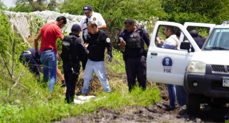 Localizan cadáver putrefacto en canal de riego de Zamora