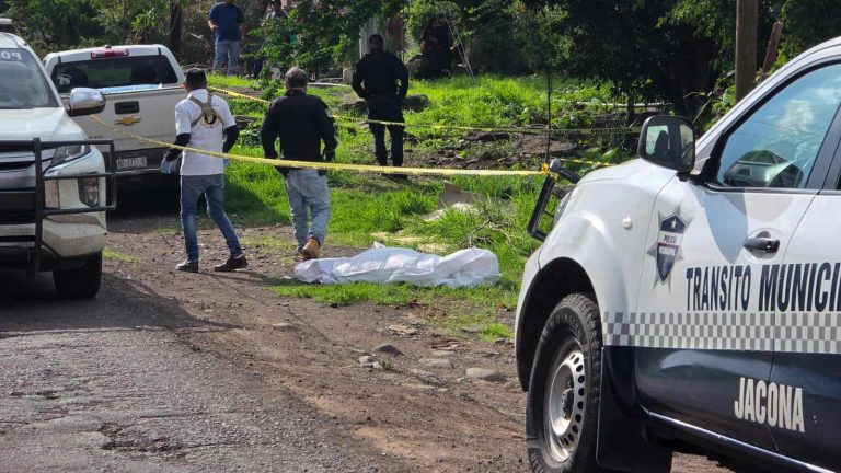 Menor muere atropellado por camioneta, en la carretera Jacona-Jiquilpan