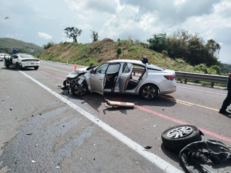 Se registran 2 accidentes vehiculares en diferentes puntos de la Pátzcuaro-Cuitzeo; hay 2 muertos y 4 heridos