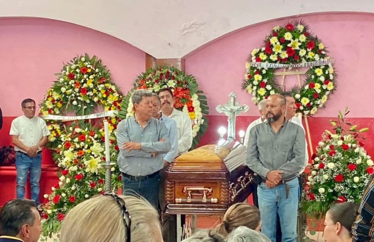 Funerales de alcalde se realizan en Tacámbaro