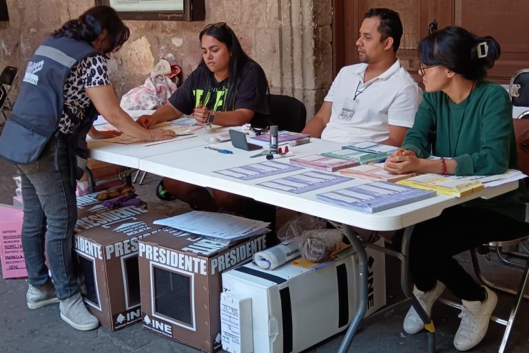 Llama gobernador a evitar especulaciones prematuras sobre participación en elección judicial