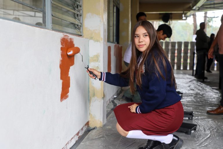 Arranca programa «Pinto Mi  Escuela» en el estado