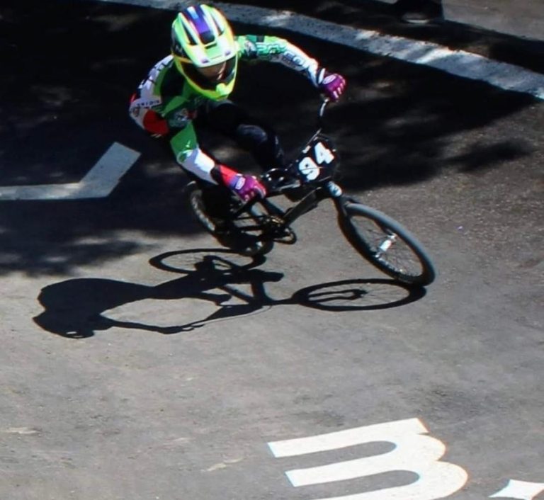 Viaja ciclista moreliano a Olimpiada Nacional Conade 2025