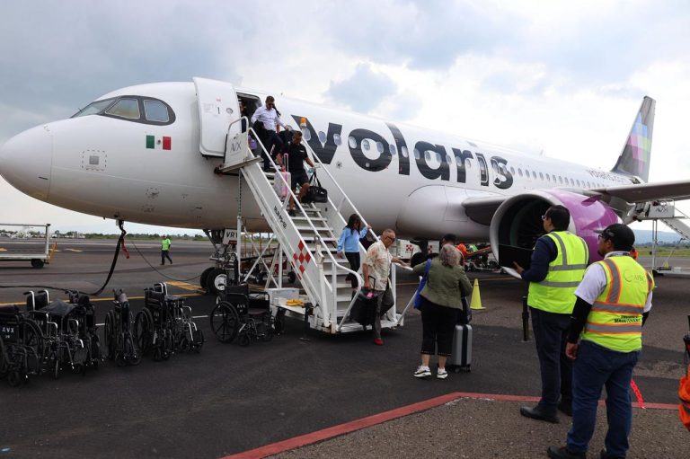 Llega a Morelia el primer vuelo directo de Ontario 