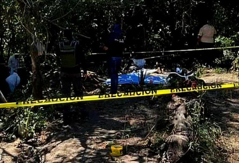 Con armas largas ejecutan a un hombre en predio serrano de Aquila
